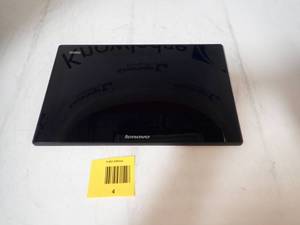 lot 4 image: lenovo touch screen