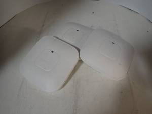 lot 81 image: Cisco Wireless Access Point (3)