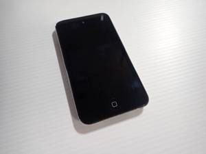 lot 13 image: ipod touch