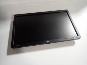 lot 58 image: Hp E201 Monitor
