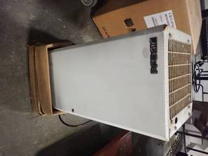 lot 87 image: Chiller