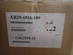 lot 89 image: XR29-1816-109 chiller. Data center chiller, in working condition. uninstalled from functioning data center.