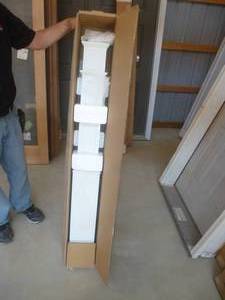 lot 26 image: Knewl Post White