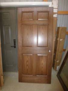 lot 31 image: Bayer Built 6 Panel Prefinished Door Set
