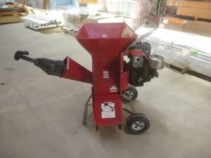 lot 61 image: Troy Built Brush Shredder