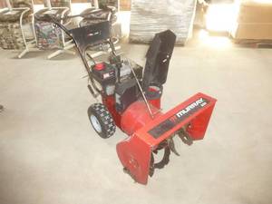 lot 63 image: Murray Snow Blower