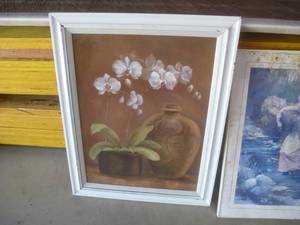 lot 82 image: Tree & Flower Decor