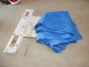 lot 92 image: Blue Tarp & Flooring