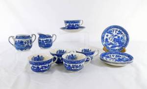 lot 93 image: Vintage Japanese 12 piece Tea Set