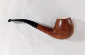 lot 11 image: Vintage Italian Meerlined Pipe
