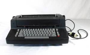 lot 165 image: Vintage IBM Selectric II Electric Typewriter