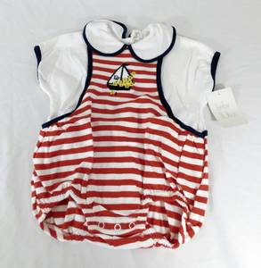 lot 206 image: Vintage Baby Dior Outfit NWT Size 18 months