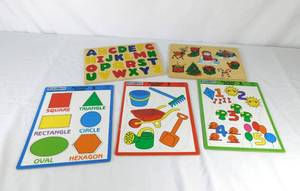 lot 215 image: Lot of 5 Puzzles including 1998 Snowden Puzzle