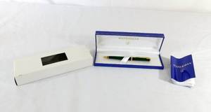 lot 17 image: Waterman Paris Green Marble Ballpoint Pen and Box