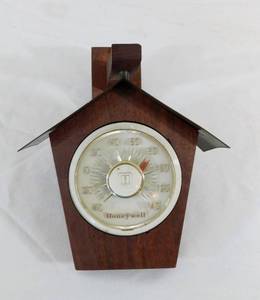 lot 237 image: Vintage Honeywell Thermometer