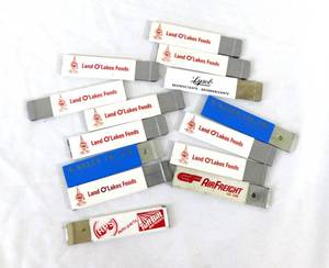 lot 239 image: Vintage Lot of 14 Promotional Box Cutters