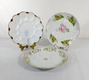 lot 252 image: Lot of 3 Vintage Decorative Plates