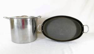 lot 270 image: Vintage Commercial Aluminum Cookware and Calphalon Hand Anodized Oval Roaster