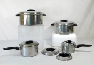 lot 351 image: Vintage 10 Piece Flint Stainless Steel Radiant Heat Core EKCO USA 6QT 4QT 2QT 1QT