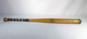 lot 79 image: Vintage Sporting Goods 4180 Wood Softball Bat