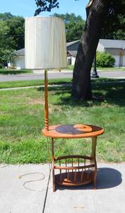 lot 182 image: End Table with  Attached Adjustable Lamp