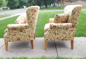 lot 291 image: Pair of Wingback Chairs With Throw Pillows
