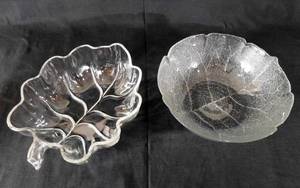 lot 198 image: Two Vintage Glass Leaf Pattern Bowls