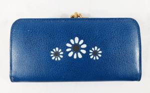 lot 219 image: New Vintage Womens Blue Amity Clutch Purse
