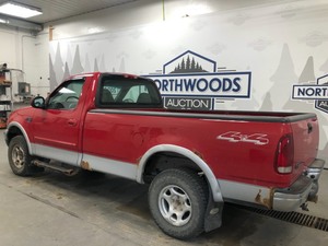 2001 Ford F150 XLT 4x4 -No Reserve-