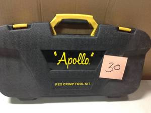 Apollo PEX Crimp Tool Kit in good condition