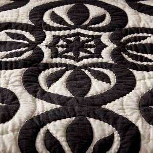 lot 25 image: Castleton Cotton King Quilt in WhiteBlack, 50406Q-K-WHIBLACK - NEW