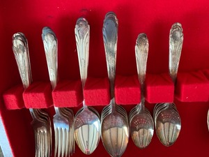 lot 34 image: Silver Plate Flatware