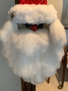 lot 62 image: Vintage Santa Wall Hanging
