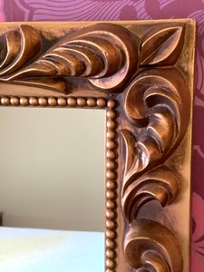 lot 84 image: Detailed Vintage Framed Rectangular Mirror