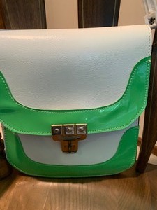 lot 100 image: Two Vintage Purses- One Red & White, & One Green & White