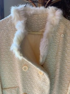 lot 117 image: Vintage Ladies Tweed Coat