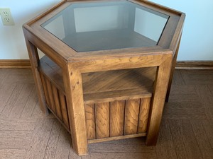 lot 131 image: Hexagon SideAccent Table