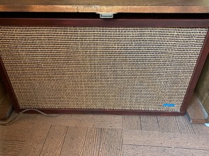 lot 142 image: Vintage Electronics Including Knight KN 755 Amphlifier , Tuner and Knight Speakers (KN281)