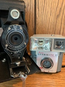 lot 144 image: Three Vintage Cameras