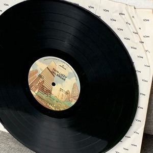 lot 164 image: Record Album Thin Lizzy Red Alert Jailbreak