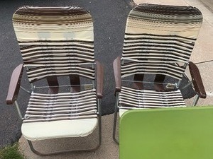 lot 170 image: Vintage Outdoor ChairsLoungers
