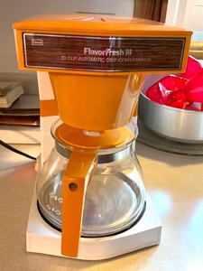 lot 191 image: Vintage Coffee Maker in a Bright Yellow