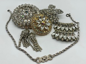 lot 246 image: Things That Sparkle Rhinstone Jewelry