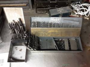 lot 88 image: Lot Of Assorted Drill Bits