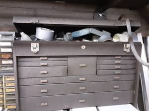 lot 89 image: Machinist Tool Chest (No Front Cover) Full Of Related Tools