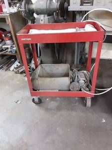 lot 100 image: Craftsman Tool Cart With Contents