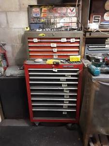 lot 102 image: Craftsman 2-Piece Tool Chest On Wheels 27x18x39 (Base Dims.)