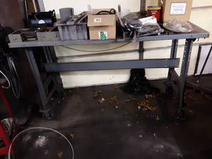 lot 105 image: Rolling Work Bench 72x28x24