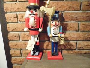 lot 38 image: Lot of 2 Nutcrackers