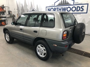 1999 Toyota RAV4 AWD -No Reserve-